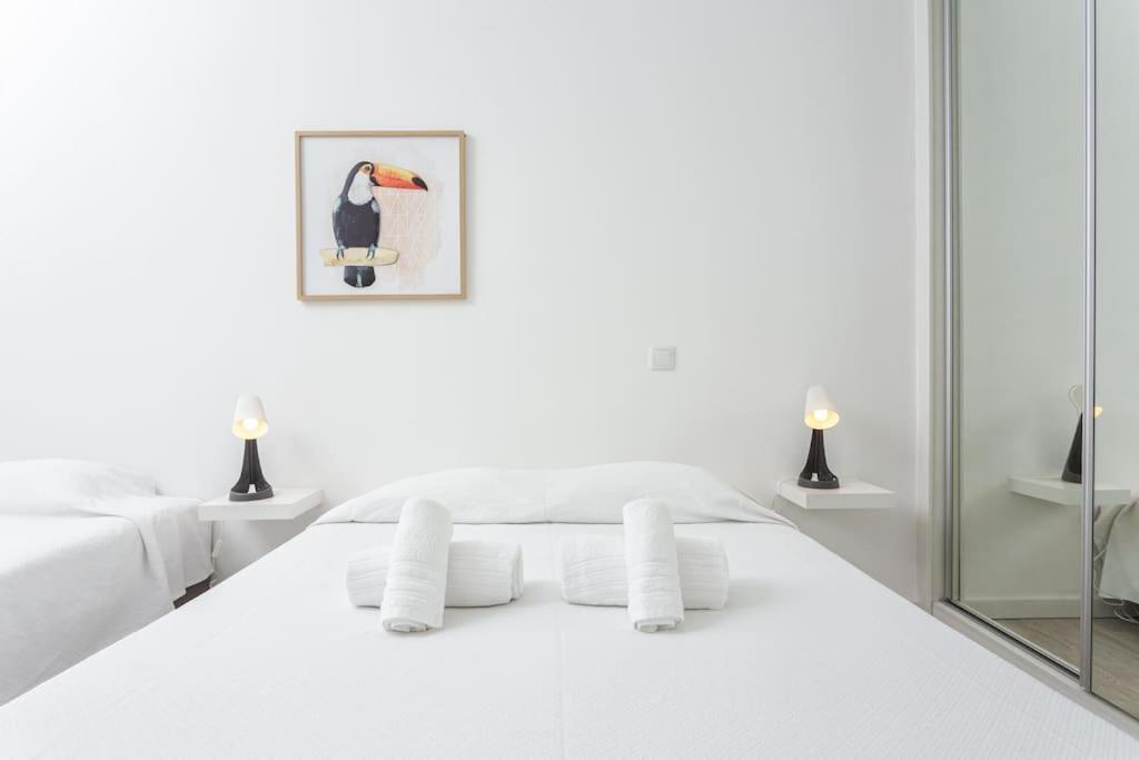 Blife Farensya Private Rooms Faro Bagian luar foto