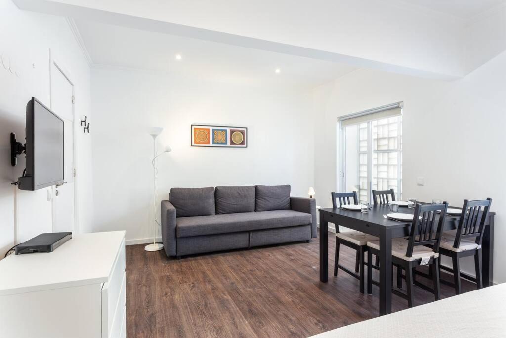 Blife Farensya Private Rooms Faro Bagian luar foto